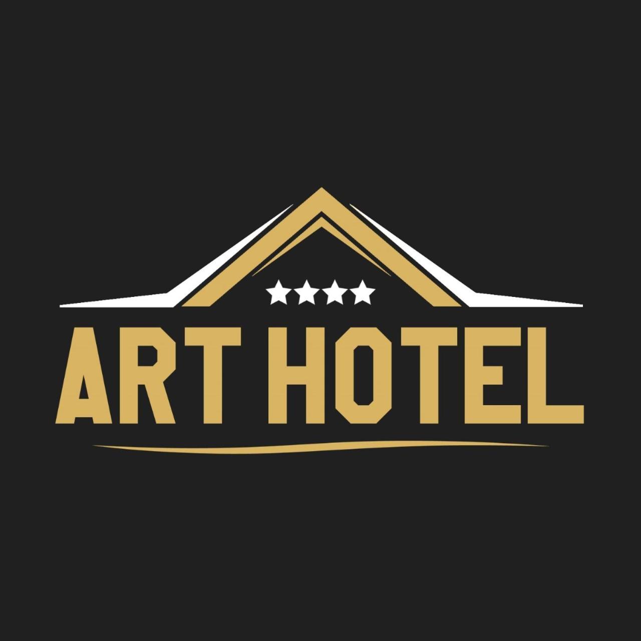 Hotel Art *